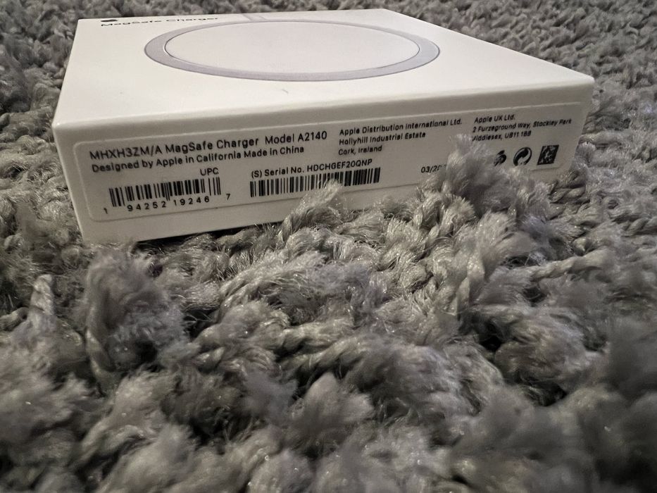 Carregaror MegaSafe NOVO e ORIGINAL