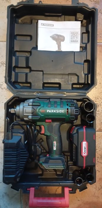 Aparafusadora de Impacto Parkside bateria 20V