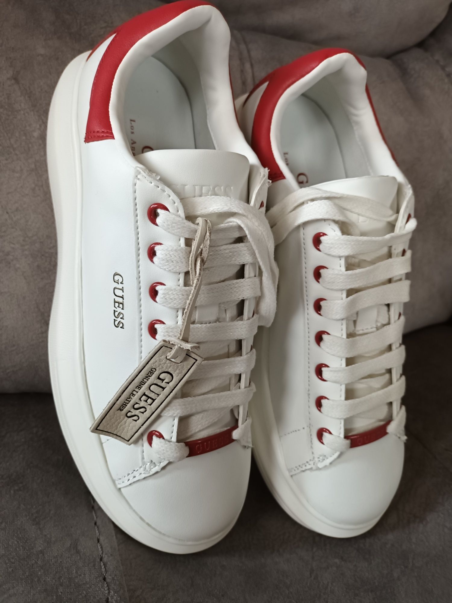 Buty damskie Guess