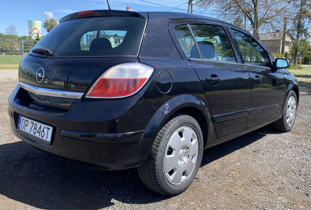 Opel Astra 1.6 Benzyna 2006R