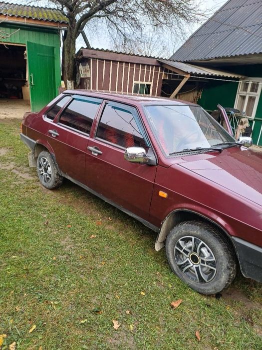 Продаю Ваз 21099