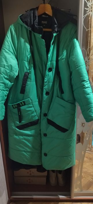 Пальто ,зима оверсай   цвет лайм  размер 56