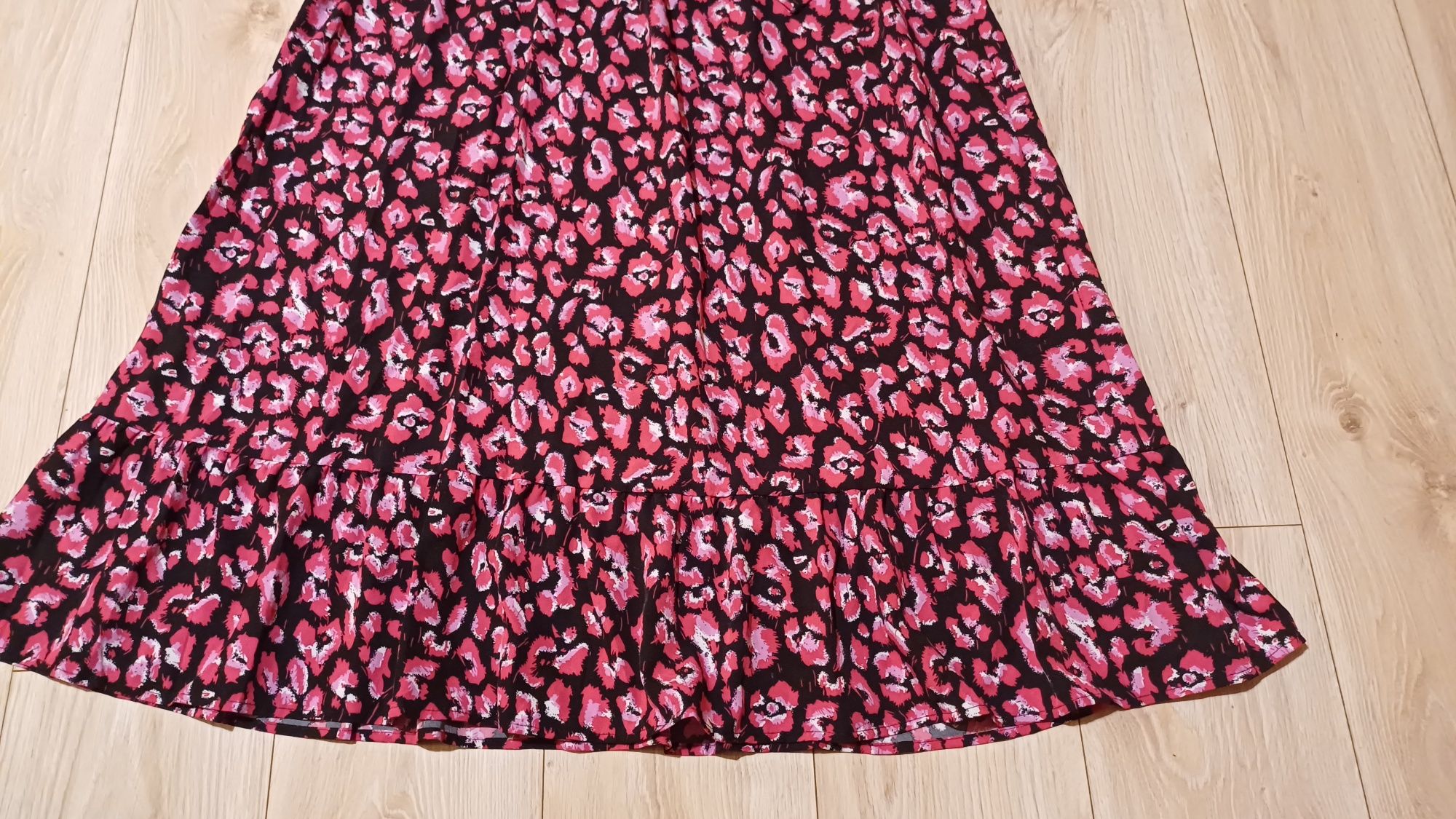 Sukienka damska maxi z paskiem na ramiączkach dół falbanka  Shein  1XL