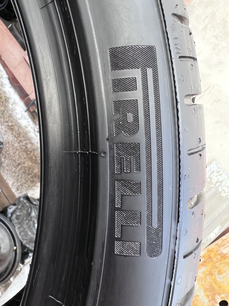 225/40/19 Pirelli PZero PZ4 225/40 R19 93W