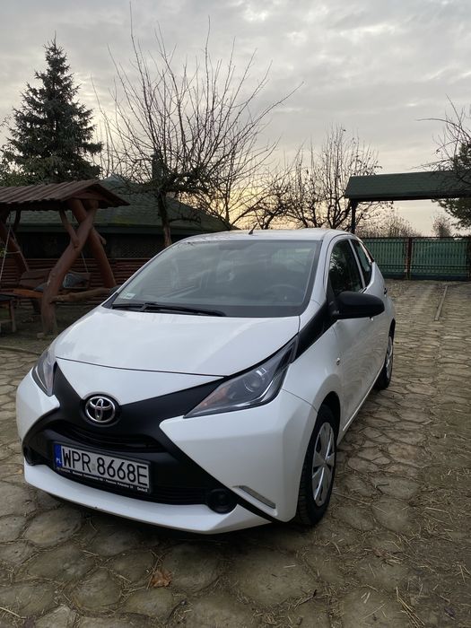 Samochód Toyota Aygo