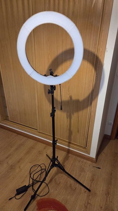 NEEWER Aro de luz com tripé e difusor: 45 cm 55 W 5600 K