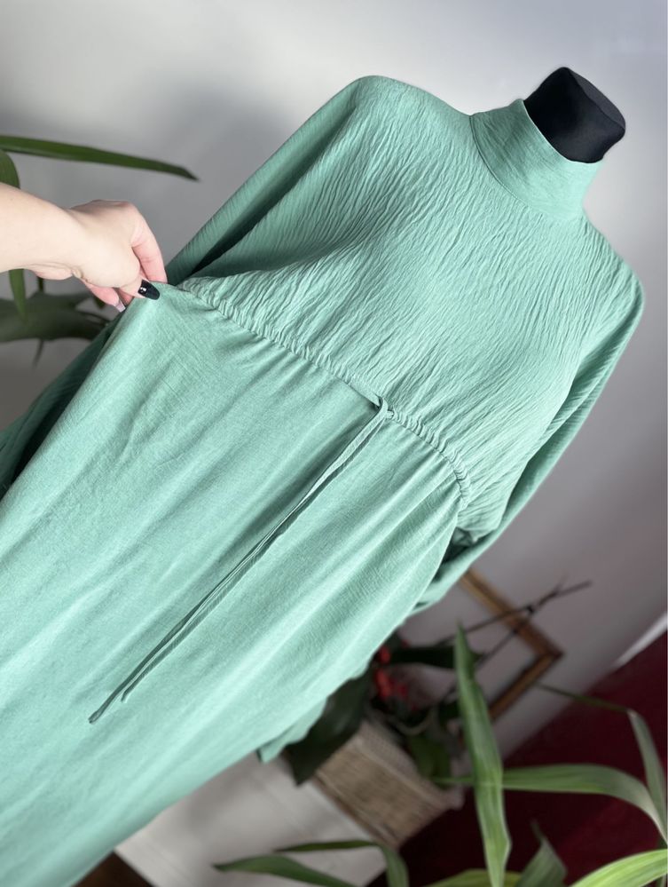 Miętowa drapowana sukienka maxi L 40 xl 42 Pretty Little Thing