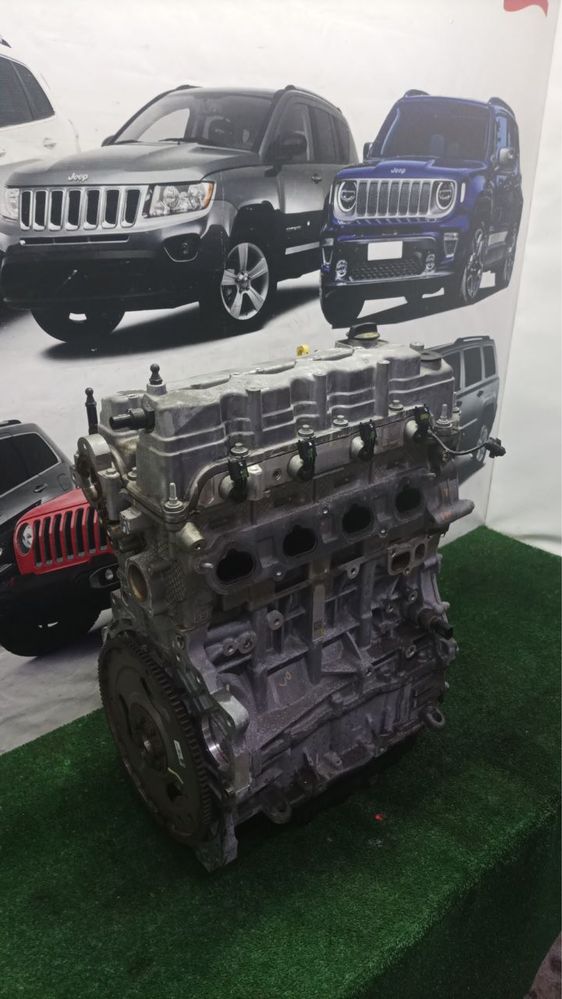 Двигун 2.4 Jeep Compass Renegade cherokee P05048356AA