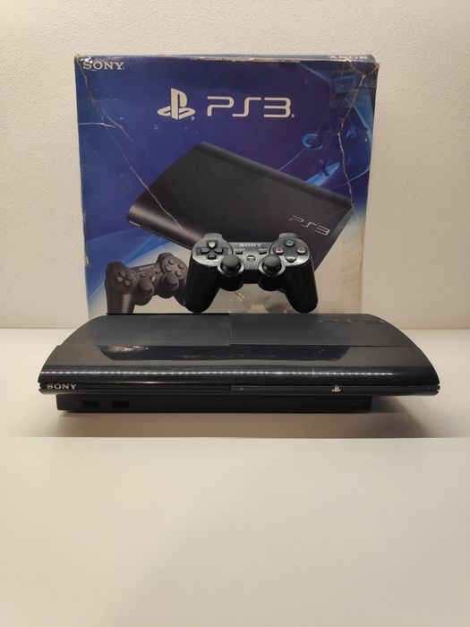 PlayStation 3 (PS3) SuperSlim desbloqueada 500Gb