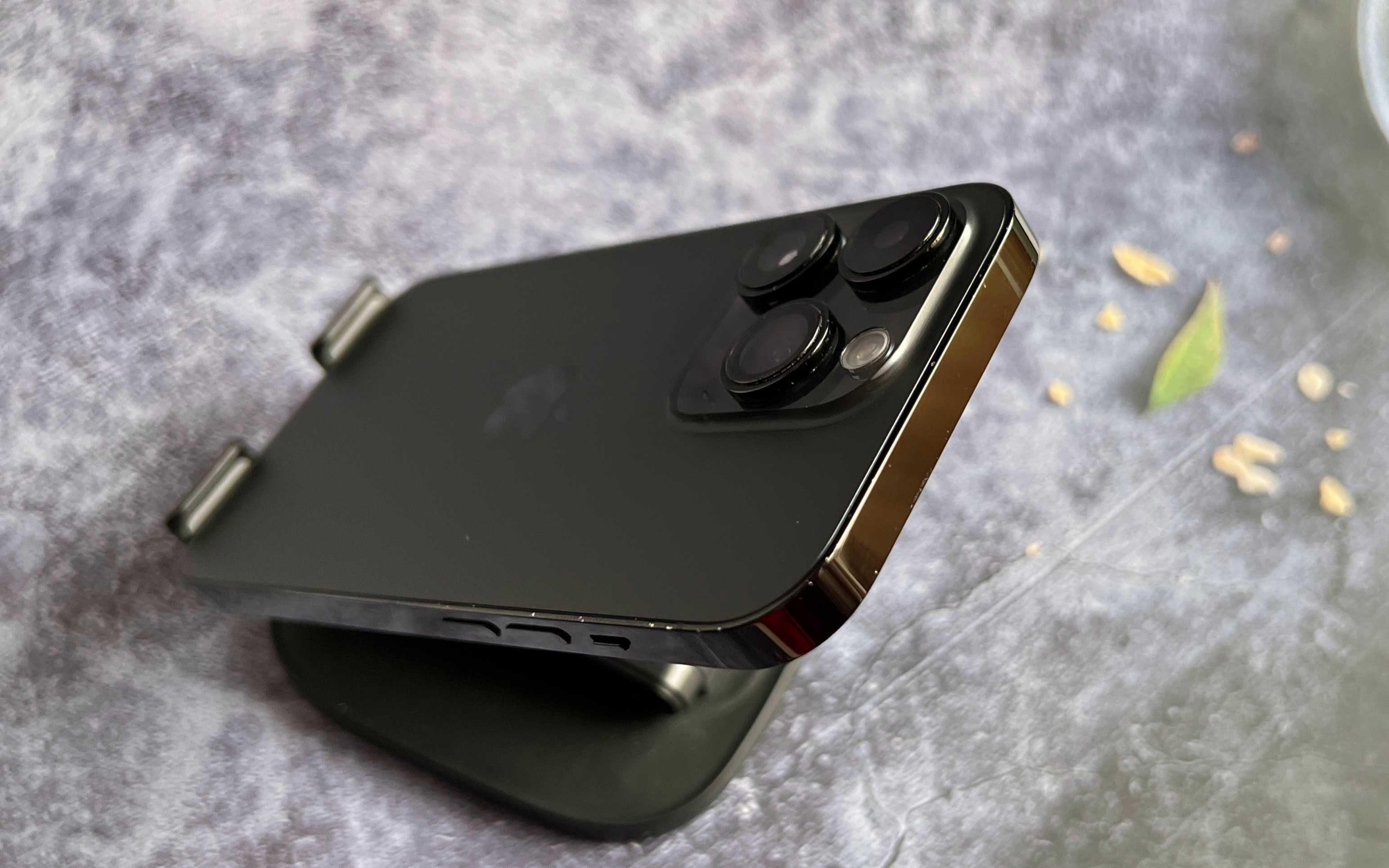 iPhone 14 Pro 128GB Space Black Neverlock. Чохол + скло у подарунок