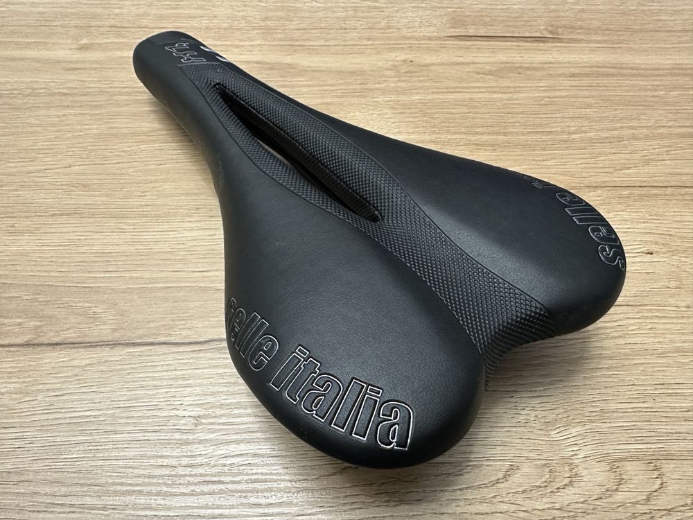 Siodelko szosowe Selle Italia X1