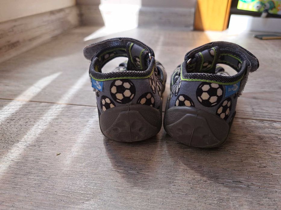 Buciki Renbut rozmiar 23 wzór w piłki