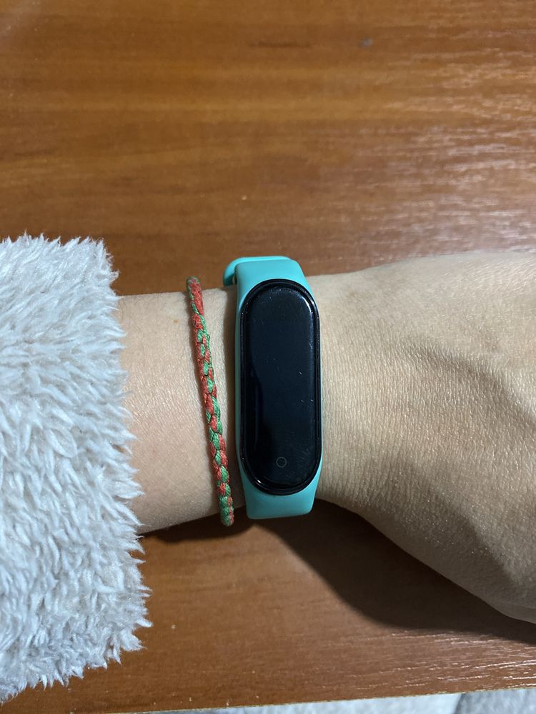 Ремешок спортивный для Xiaomi Mi Band