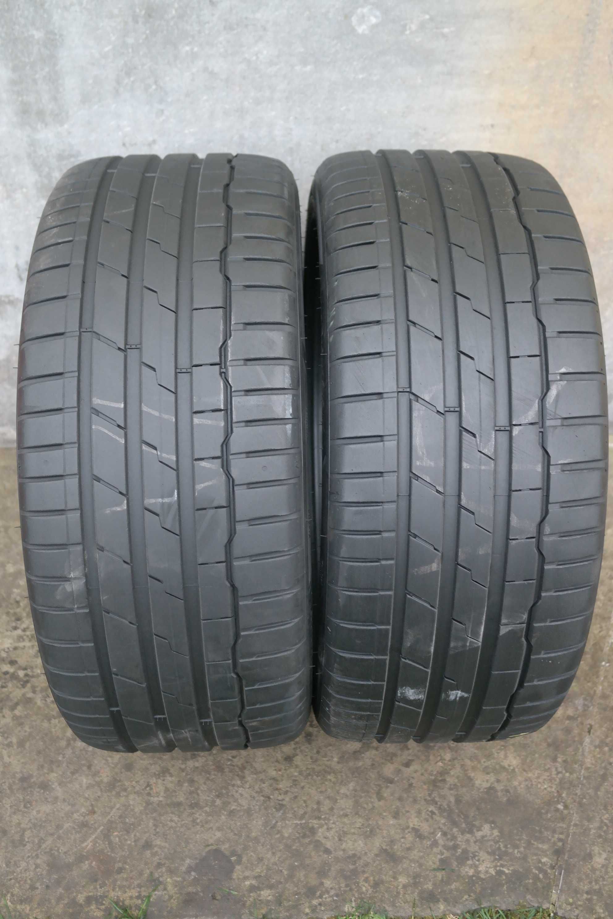 255/40 R19 Hankook Ventus S1 evo3