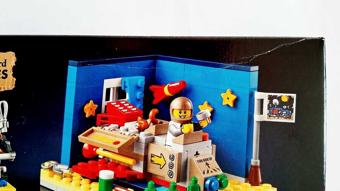 LEGO Ideas Classic Space 40533 Cosmic Cardboard Adventures selado