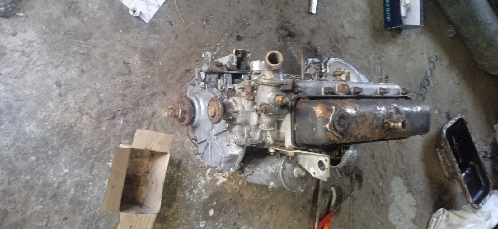 Двигун газ 24 10.
