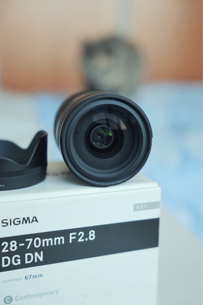 Sigma 28 - 70 f 2.8 (L-mount)