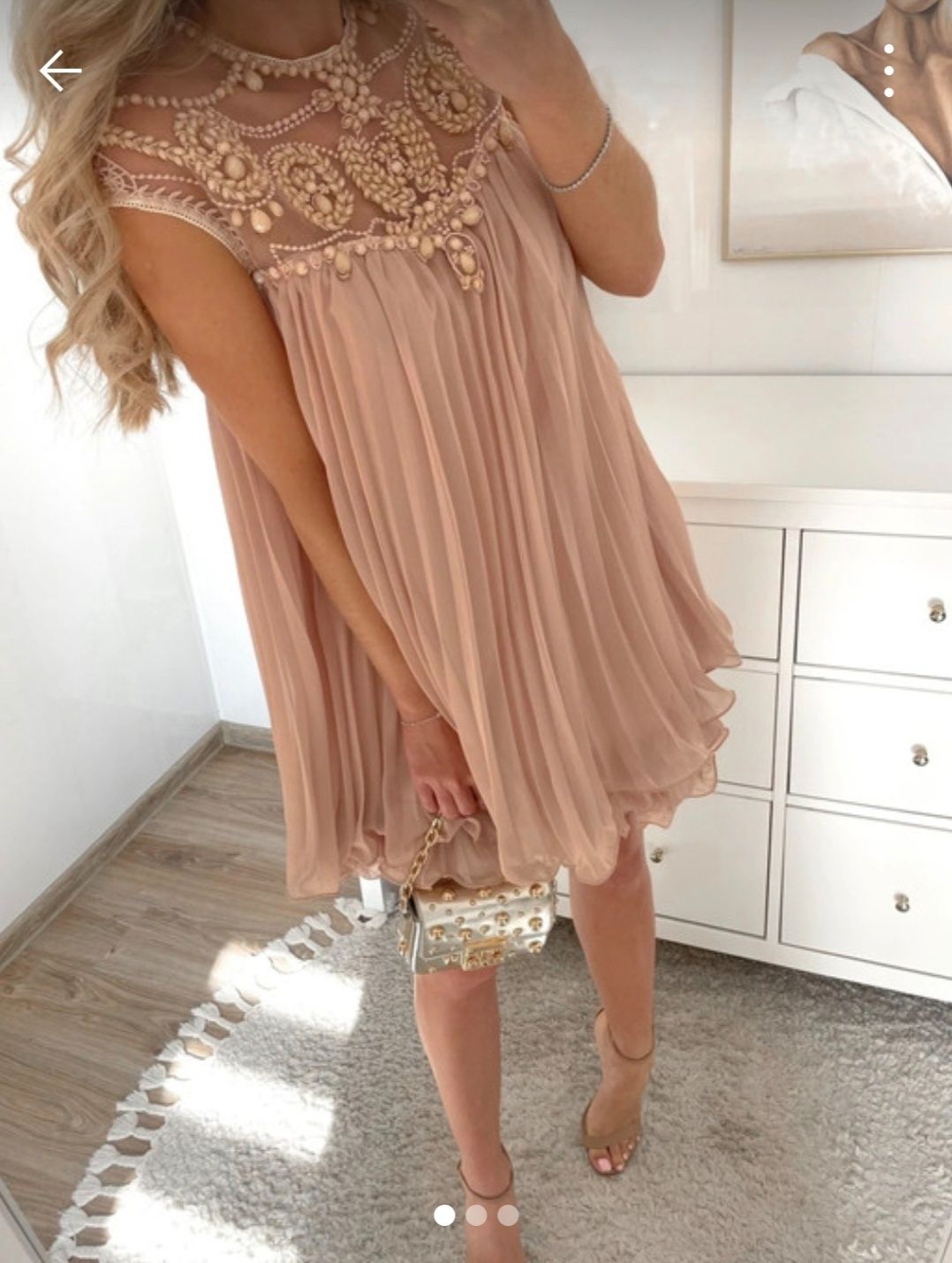 Elegancka rozkloszowana sukienka