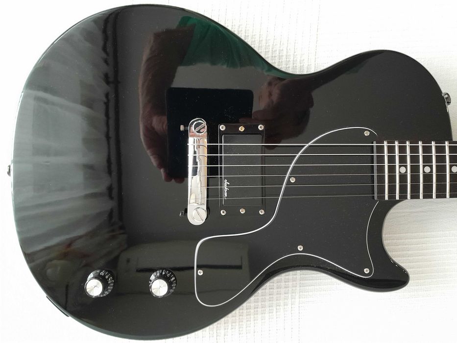 Gitara elektryczna Epiphone Junior Ebony i gratisy