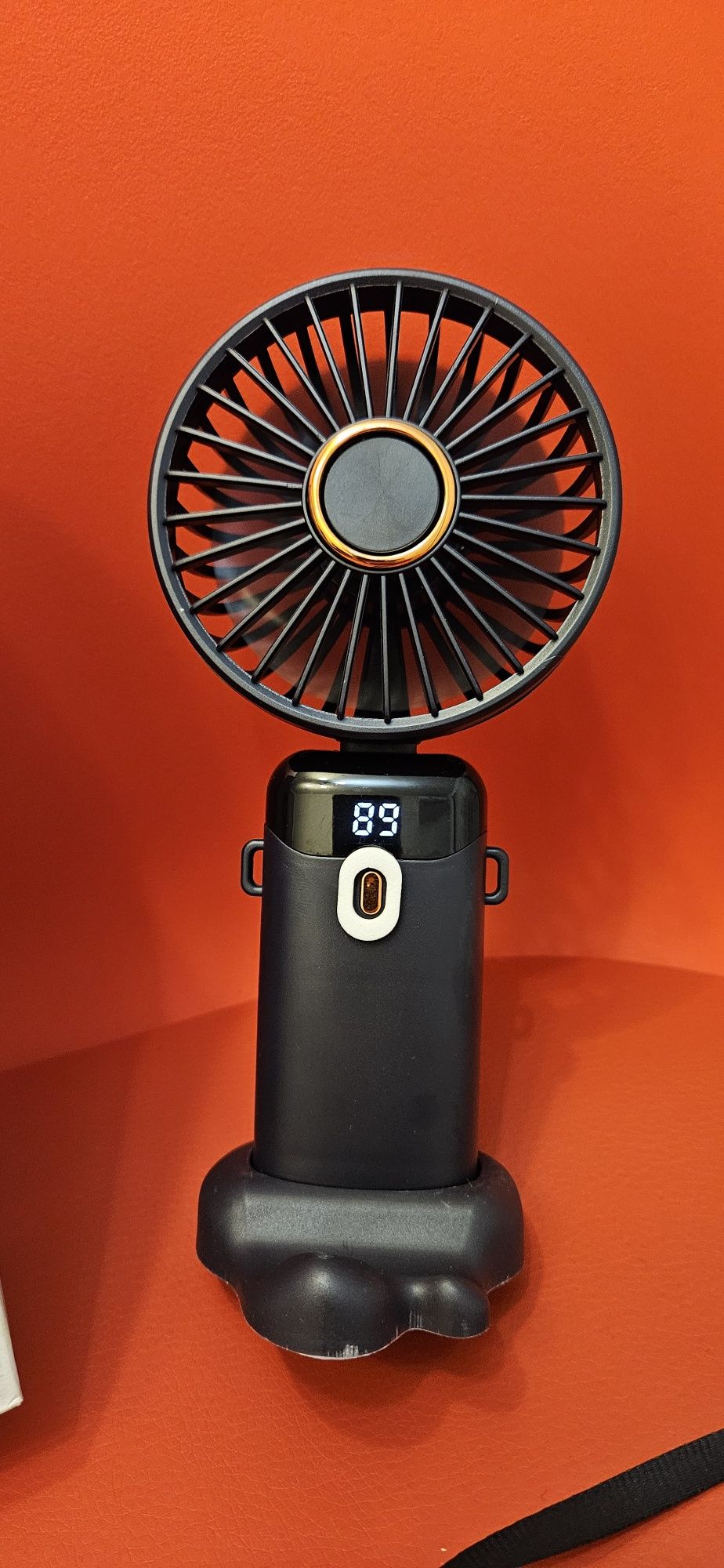 Przenośny wentylator biurkowy ładowany z USB