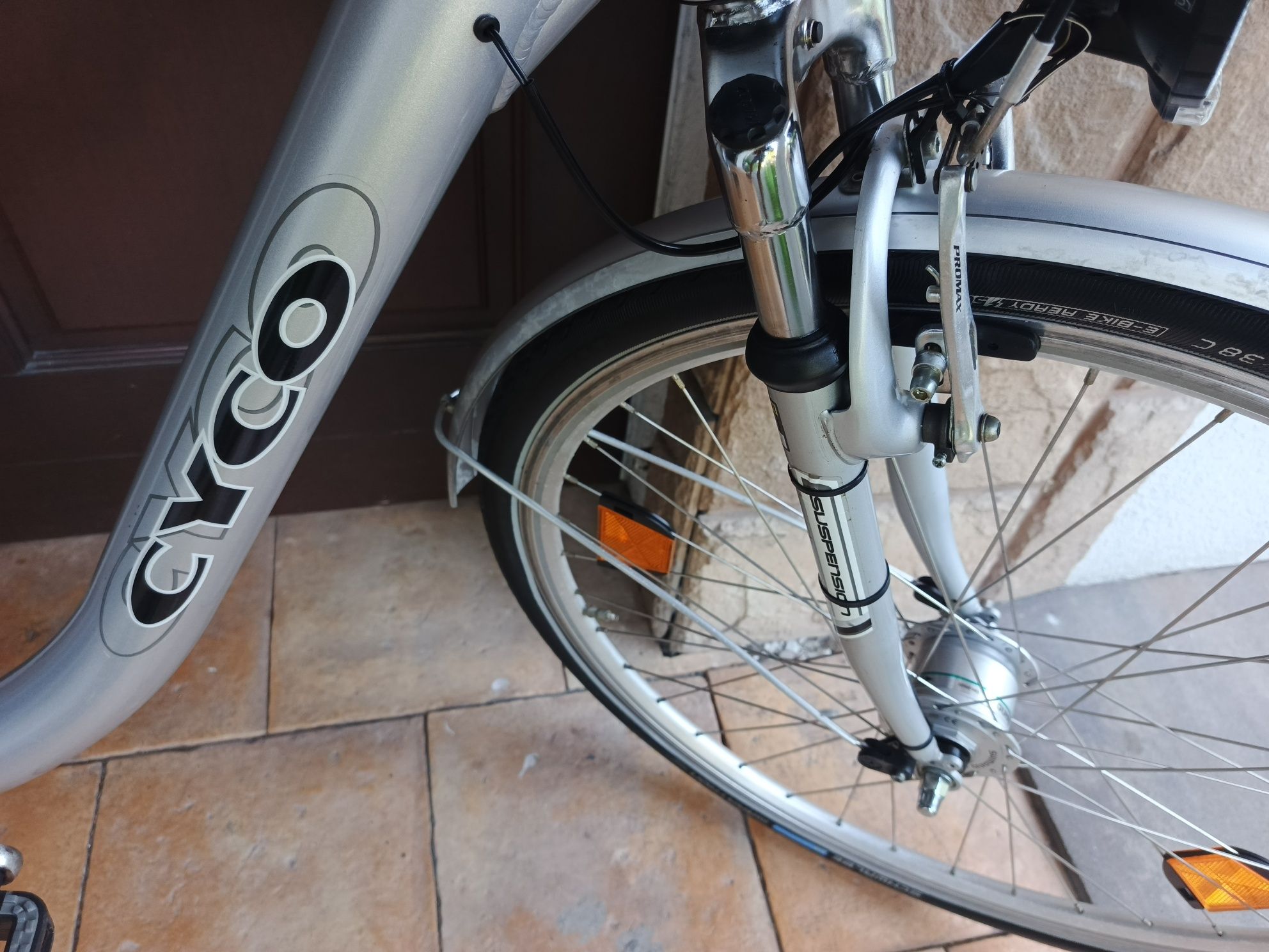 ROWERY Damka Cyco 28" Aluminiowy Hamulec tradycyjny w pedałach Wysyłk