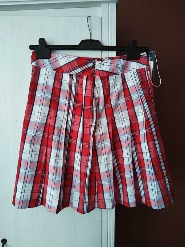 Spódnica Tommy Hilfiger  NOWA z metką mini do kolan  logo bawełna