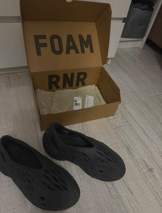 Adidas yeezy foam runner onyx