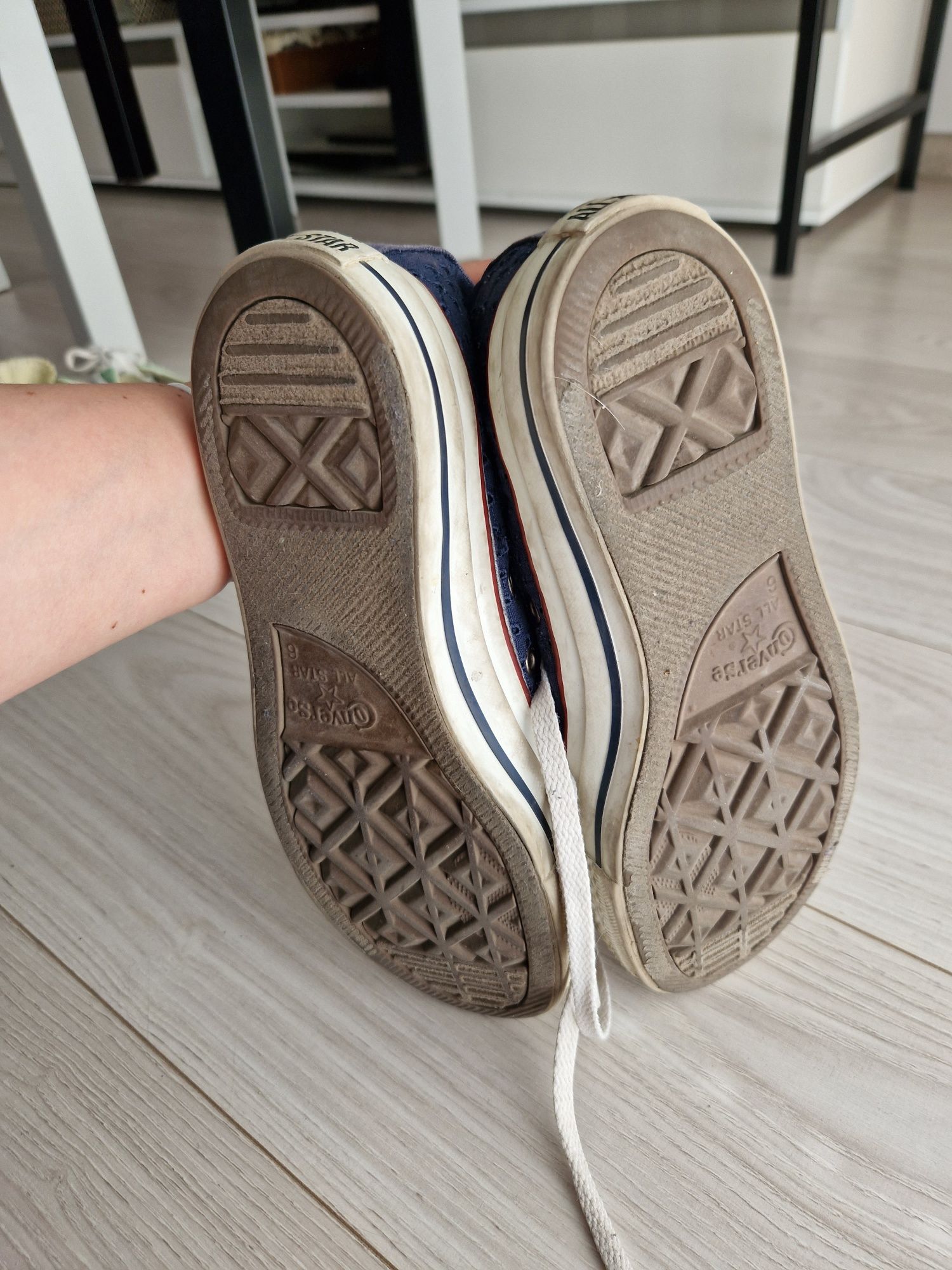 Granatowe trampki converse długie 39
