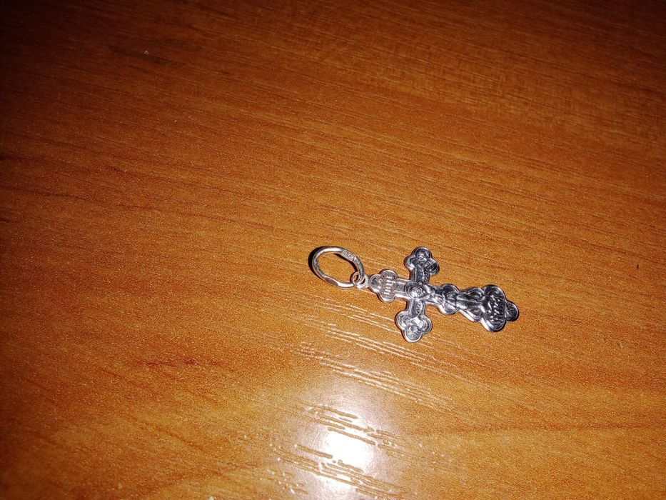 Продам серебряный крестик НБЮЗ 925 проба