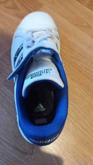 Ténis Criança Adidas Homem-Aranha + Oferta