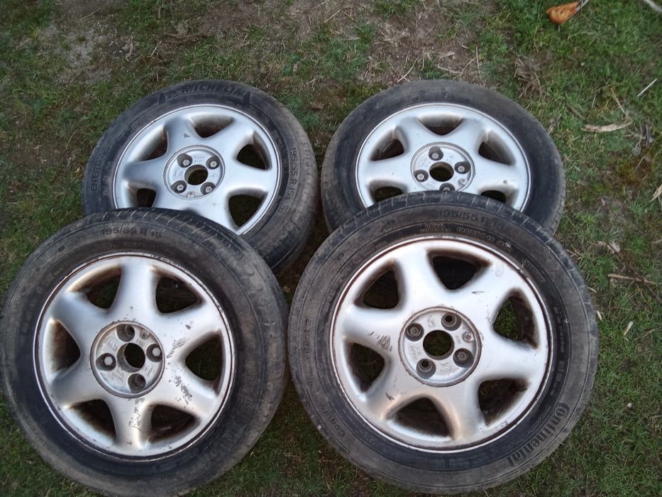 Pneus e jantes da marca continental