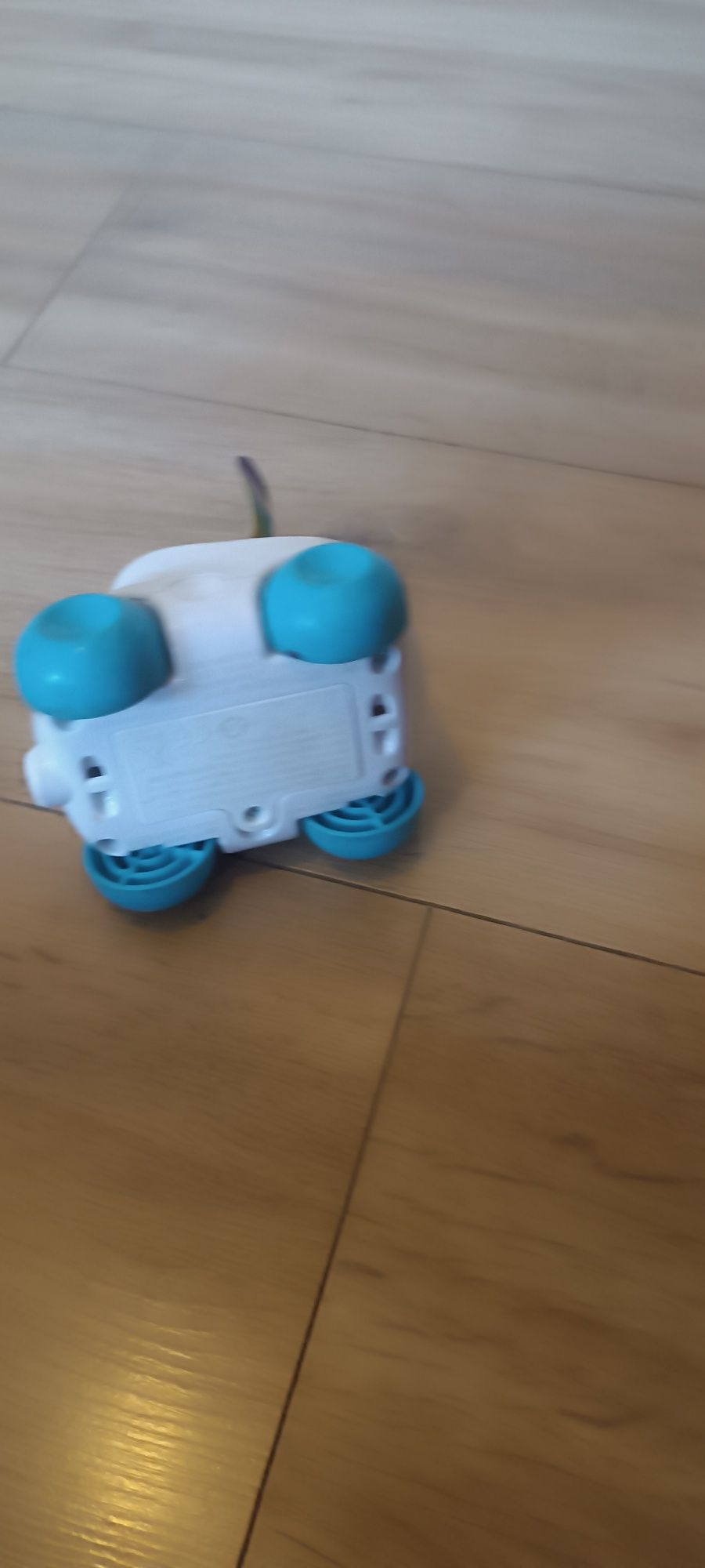 Samochodzik Fisher Price