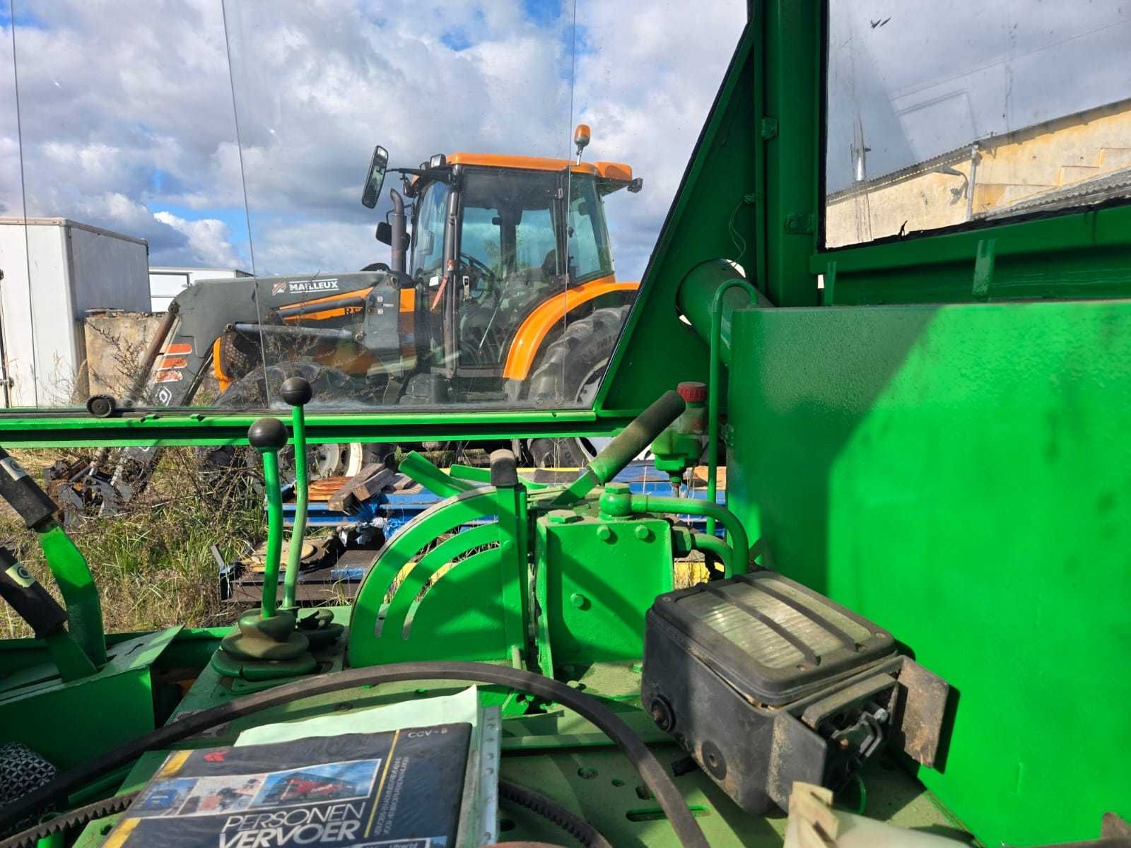 Deutz Intrac 2003