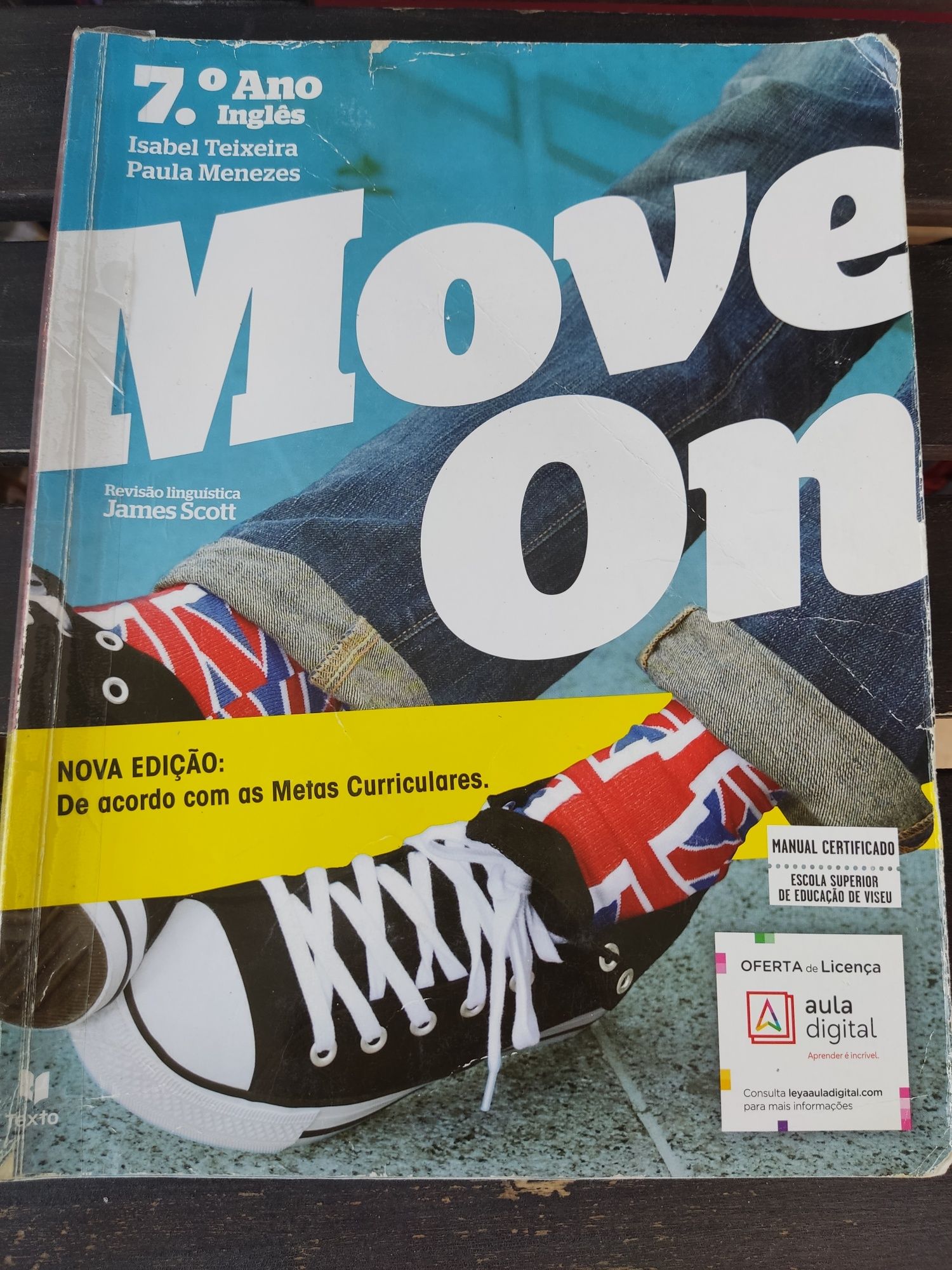 Manual inglês 7 °ano Move One