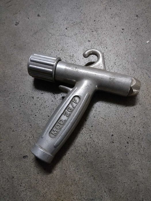 Pistolas água (Alta Pressão) com regulação de fluxo de saída (NOVAS).