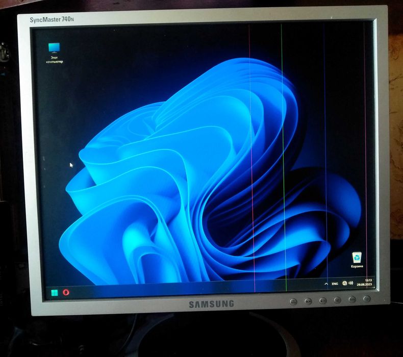 Монитор Samsung 740N 17" (с дефектом). Возм. обмен на продукты пит.