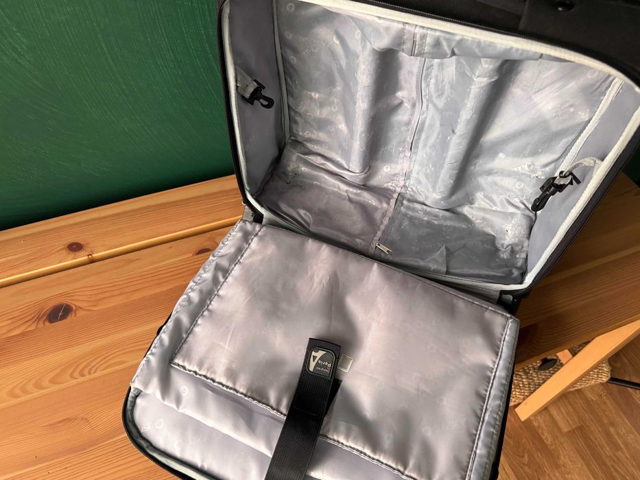 Trolley Port Design 15.6" Hanoi - Preto