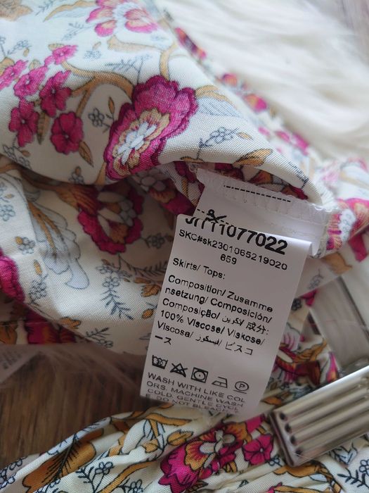 garnitur dla dziewczynki, bluzka i spódnica, z paskiem Shien 11-12 lat