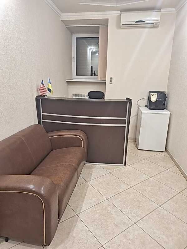 Аренда фасадного помещения, офиса в Центре