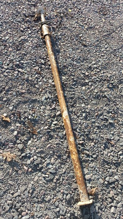 Продам стійки для опалубки. Висота 3,5м