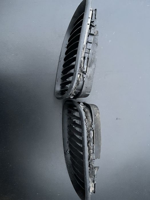 Продам решітки радіатора бмв е46 ціна за 2