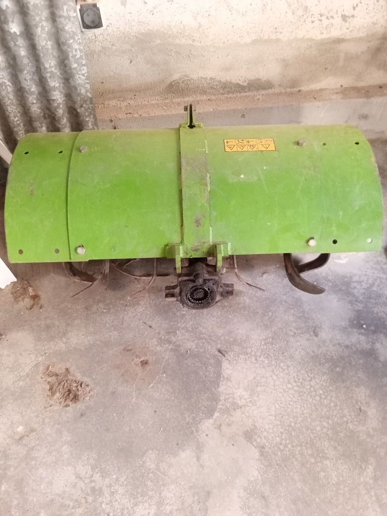 Frese motocultivador