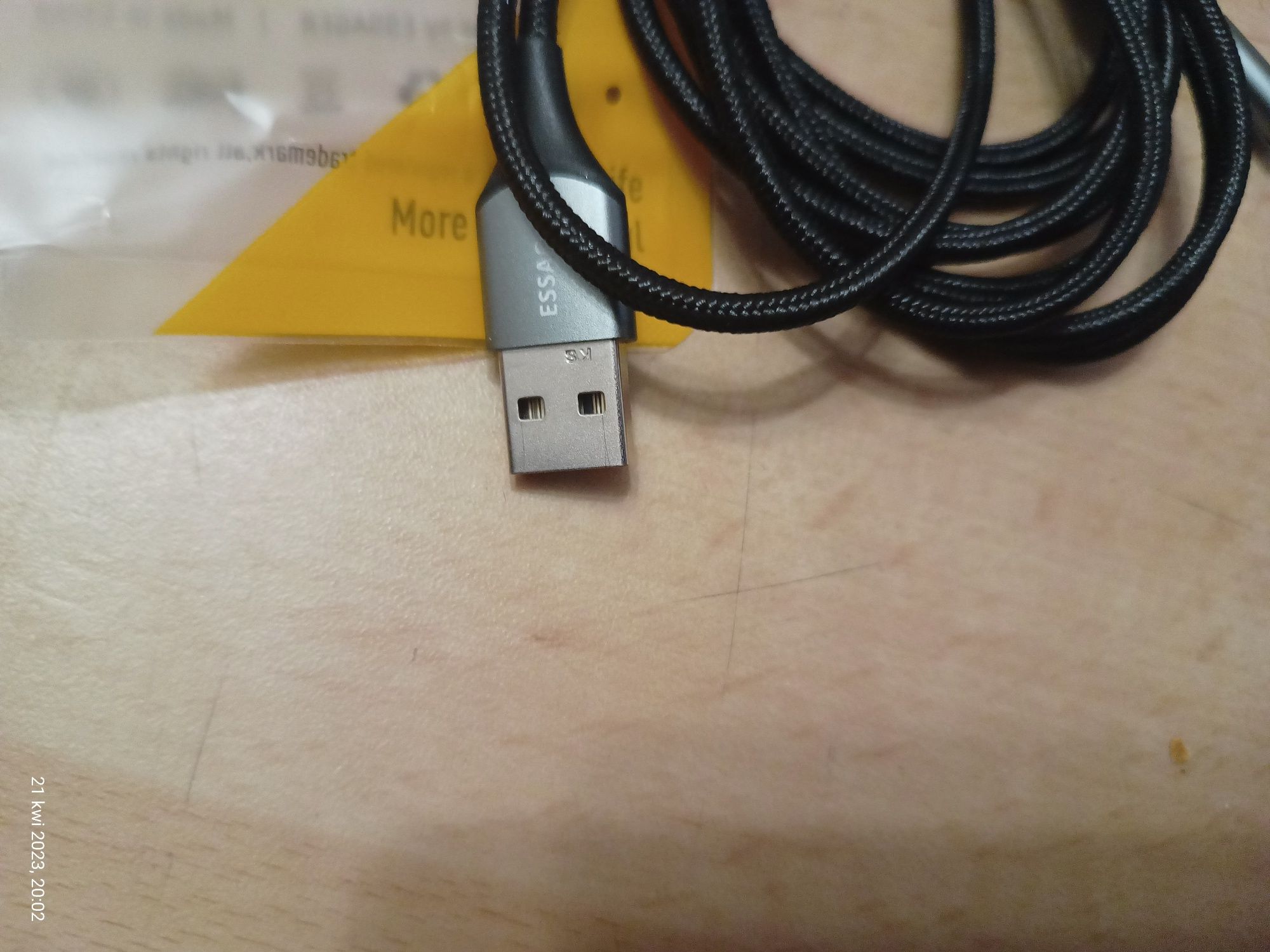 Kabel do ładowania telefonu 2 metry USB C.