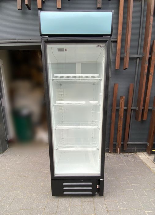 Оренда холодильного обладнання, вітринні холодильники, морозильні ларі