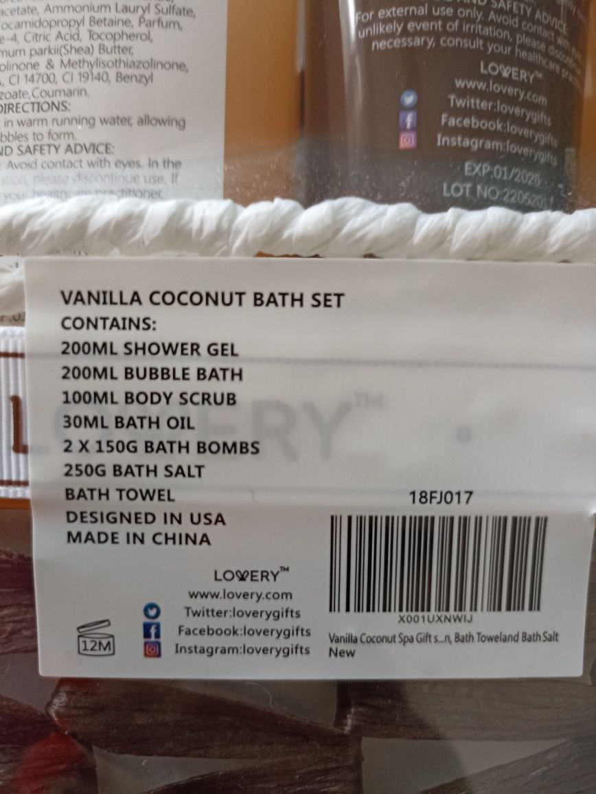 Lovery zestaw kąpielowy wanilia i kokos (bath set)