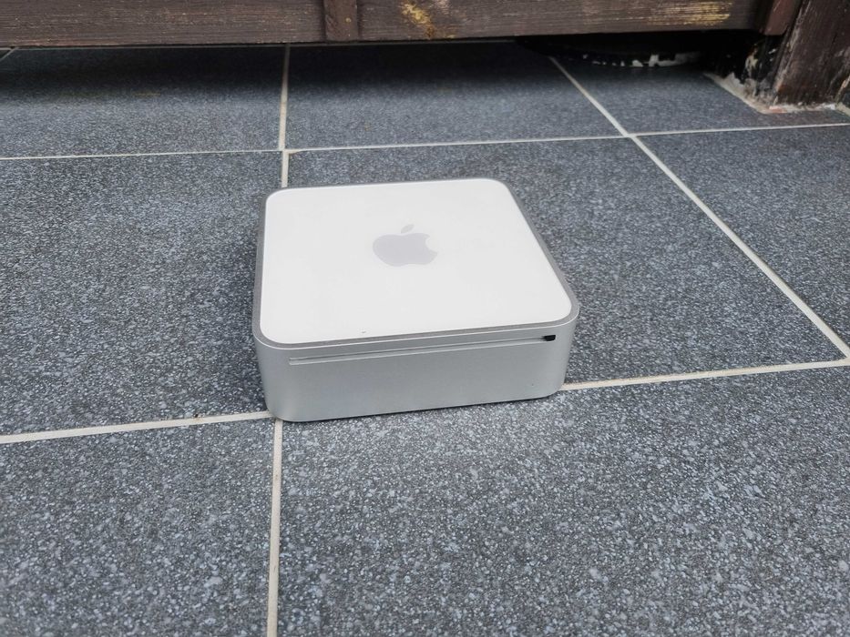 Apple Mac Mini A1283 4GB C2D sprawny bez dysku