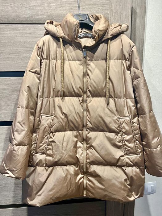 Куртка  Зима  Zara р.М , пух