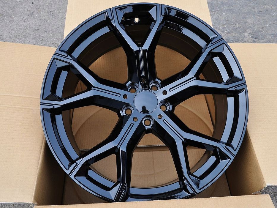 Czarne felgi aluminiowe R21 5x112 Bmw X5 G05 X6 G06 X7 G07
