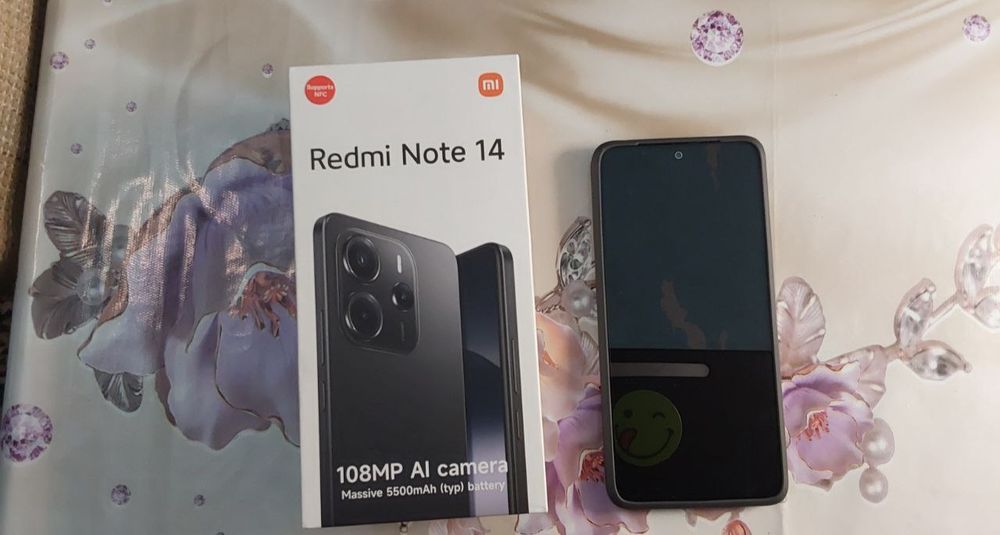 Продам новий телефон