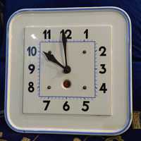 Электрические часы Gustav Becker,20-30 годы 20 в, циферблат фарфор,RRR
